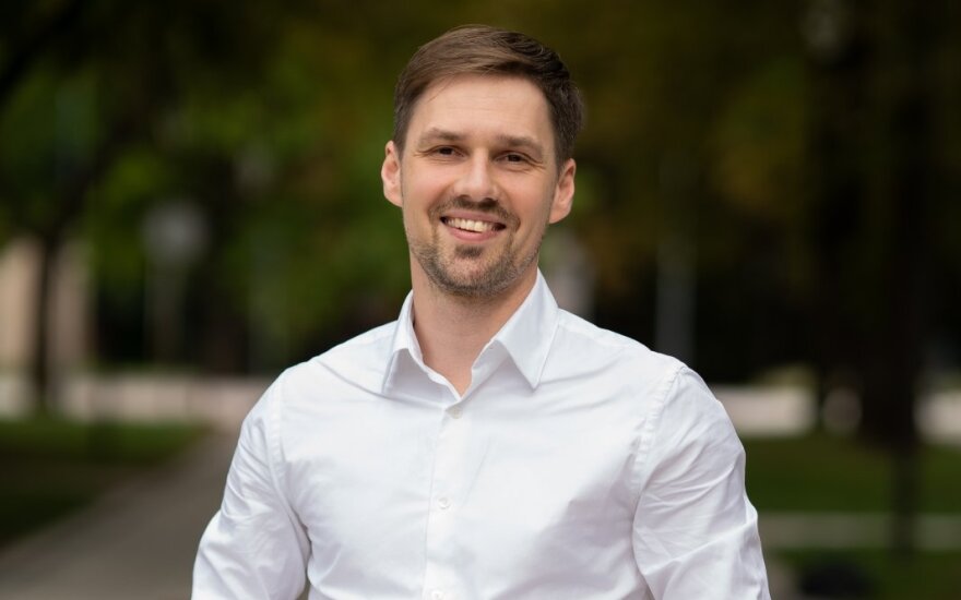 Domas Griškevičius. Lietuviškas Ostapas Benderis, arba kaip Aušrinė Armonaitė užsienio turistus į Lietuvą kvietė