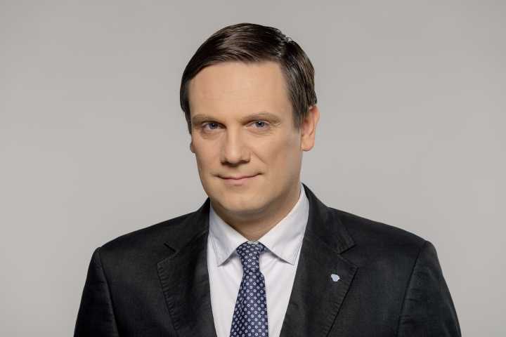 Tomas Tomilinas. Moksleivių priklausomybės ir būdai jas įveikti