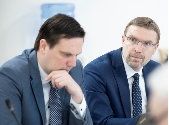 Demokratai: Vyriausybė ir valdantieji šeimas stumia iš būsto politikos