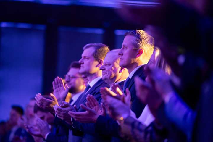 Energetikos ministras siekia stabilizuoti elektros tiekimą ekstremalių situacijų metu - linijų keitimas spartinamas 3 kartus