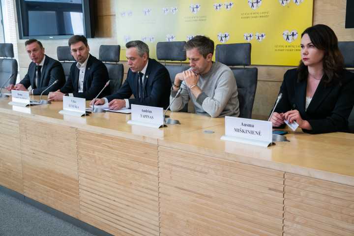 Sprendimų paieškos siekiant skaidrinti savivaldybių tarybų narių patiriamų išlaidų ir išmokų atsiskaitymo tvarką