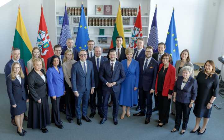 Demokratai „Vardan Lietuvos“  Europos Parlamentą šturmuos su garsiais vardais