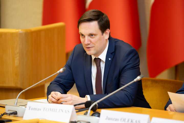 Demokratai: įsigyti valstybinę žemę turime leisti smulkiems ir vidutiniams ūkininkams, o ne tiems, kurie valdo dešimtis tūkstančių hektarų