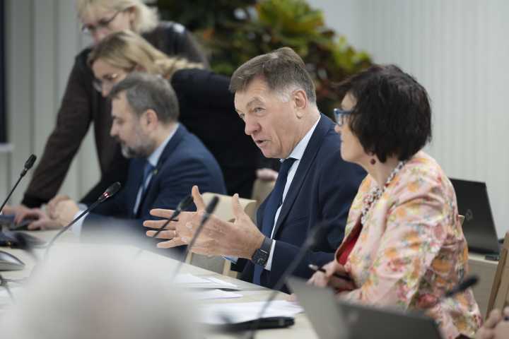 Demokratai piktinasi Agnės Bilotaitės darbu: vyksta tragiškos avarijos, o ministrė tyli 