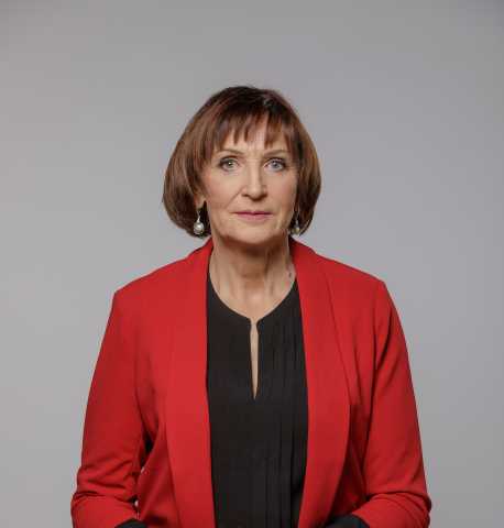 Seimo narė Laima Nagienė. Nugyvenote gyvenimą būdamas vienišas žmogus ir neturite jokių gyvų likusių artimųjų? Galite tikėtis, kad jus palaidos benamių kapinėse