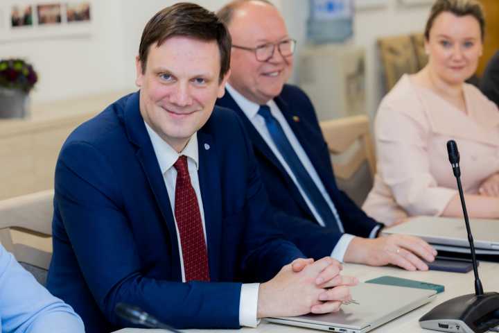 Demokratai siūlo 30 proc. surenkamo sąvartynų mokesčio perduoti savivaldybėms