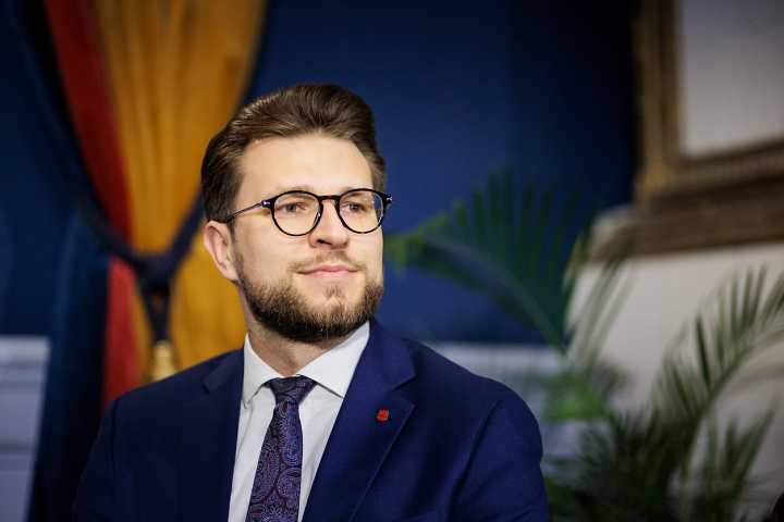 Lukas Savickas. Socialdemokratai pripažino savo klaidą ir stabdo ombudsmeno kandidatės tvirtinimą
