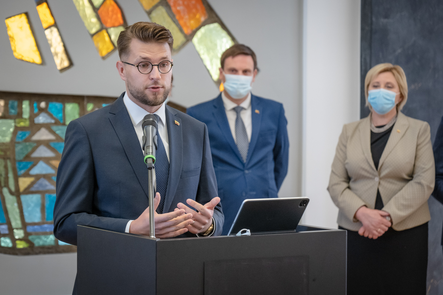 Demokratų frakcija „Vardan Lietuvos“ pritaria kandidatavimui į Seimą nuo 21 metų